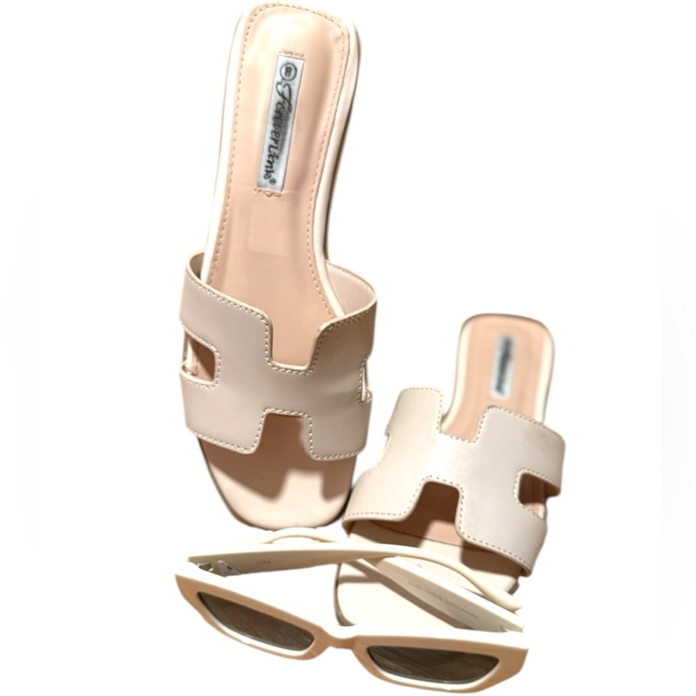 Forever Link Cream H-Cutout Slide Sandals | Size 8 - Picture 2 of 6
